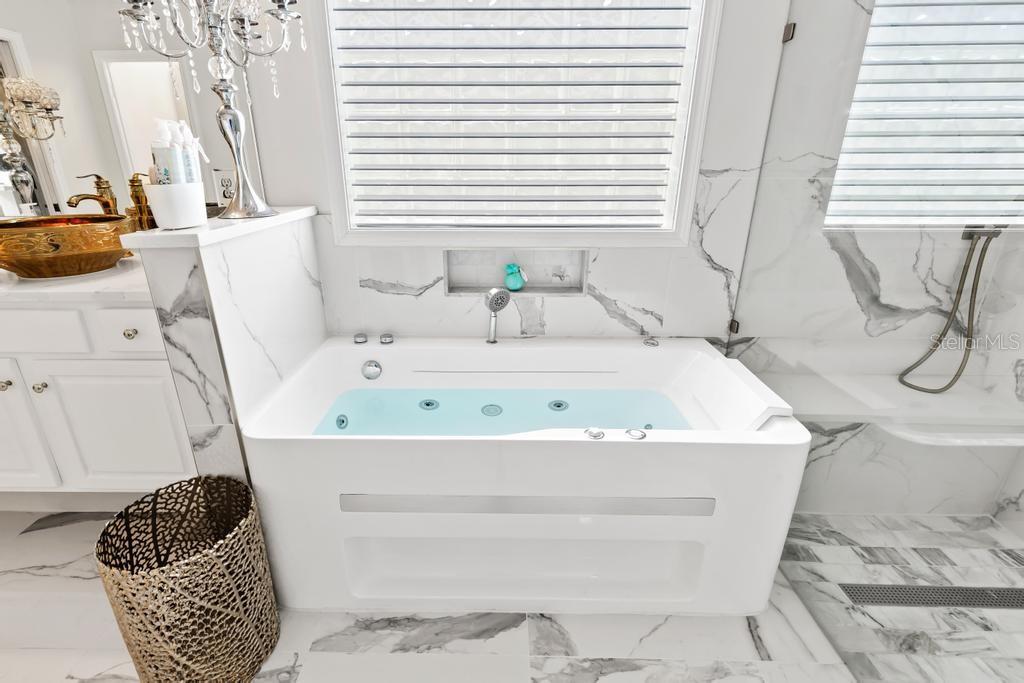 HAMPTON PARK - Residential