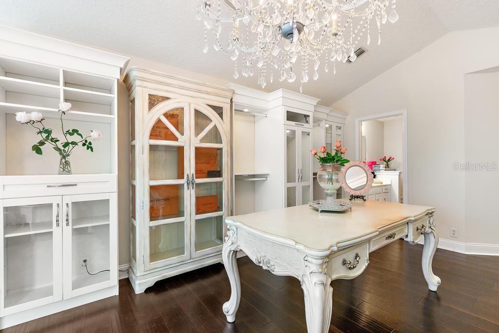 HAMPTON PARK - Residential