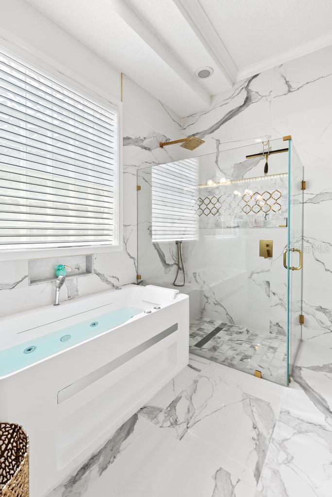 HAMPTON PARK - Residential