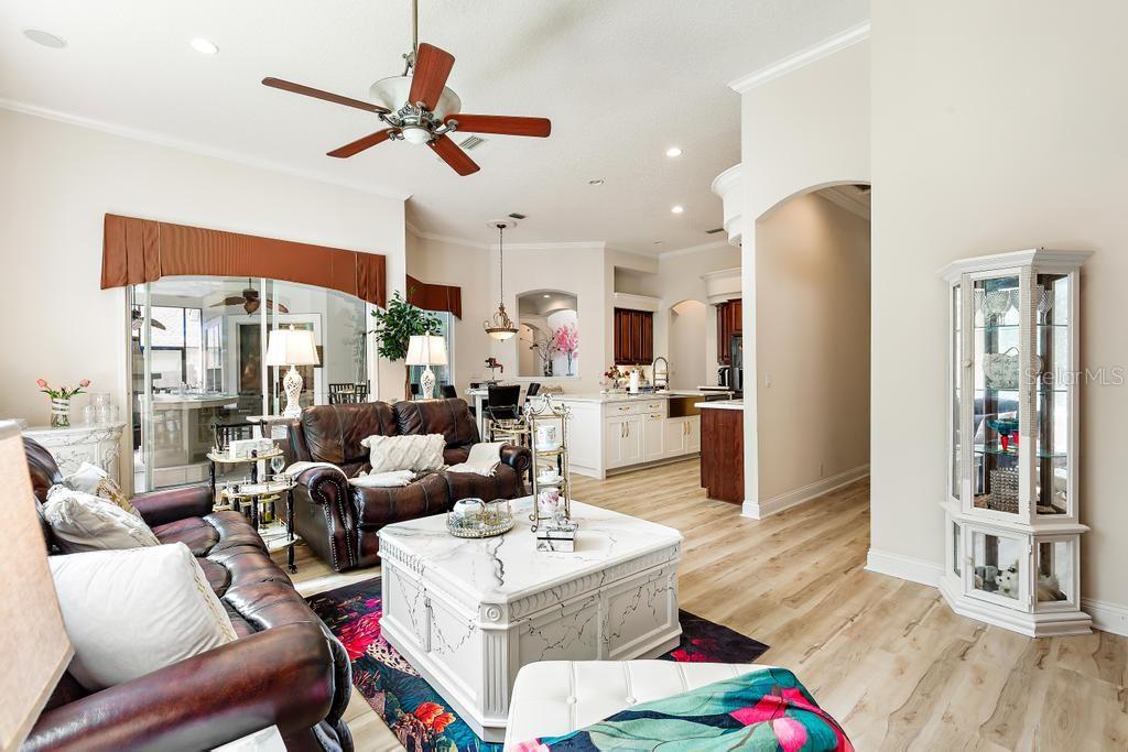 HAMPTON PARK - Residential