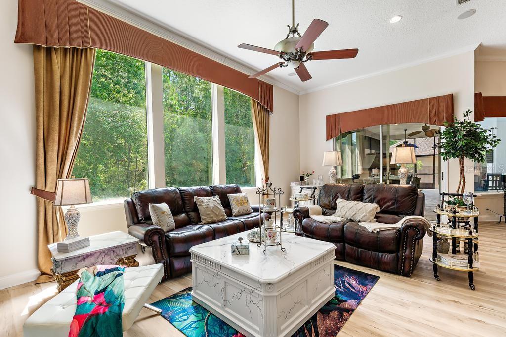 HAMPTON PARK - Residential