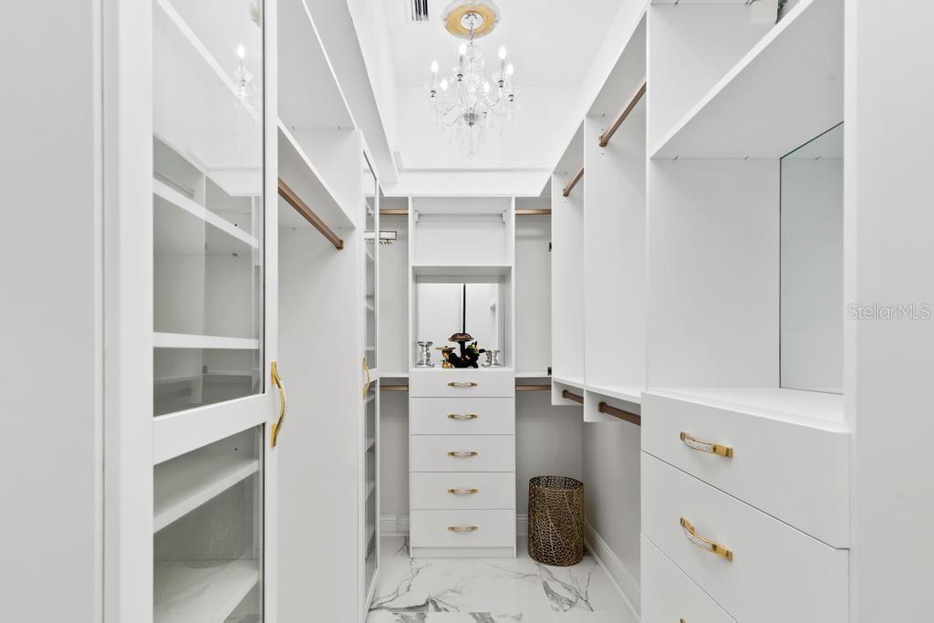 HAMPTON PARK - Residential