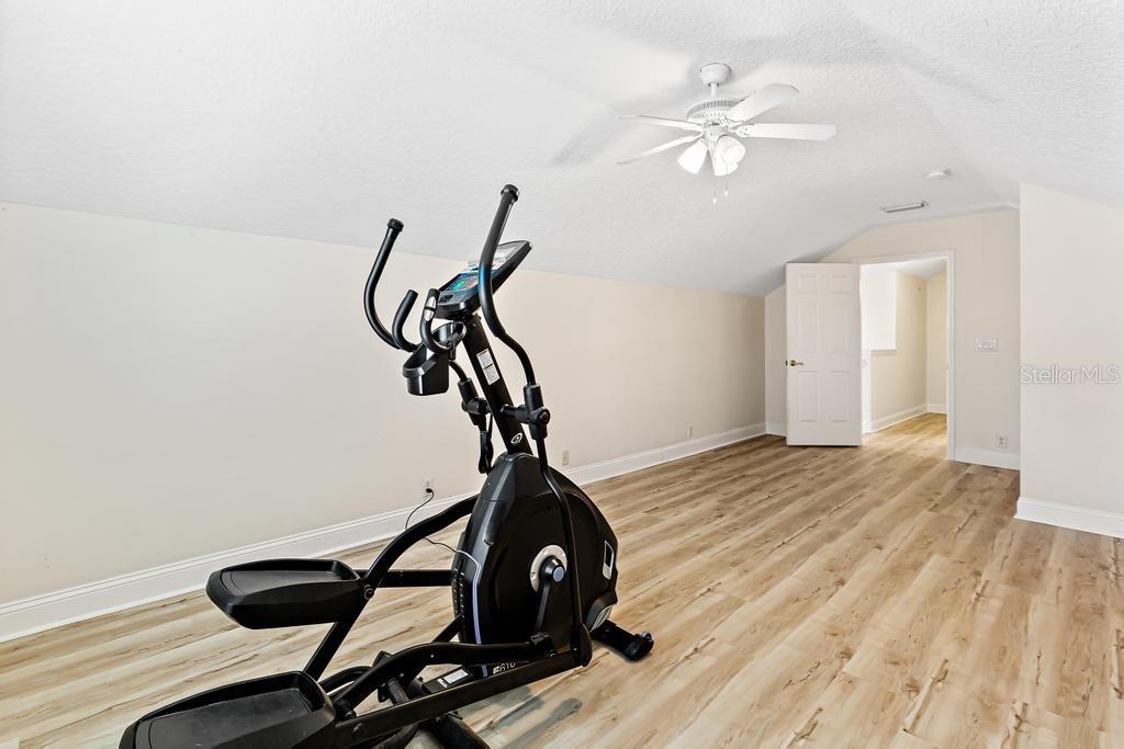 HAMPTON PARK - Residential