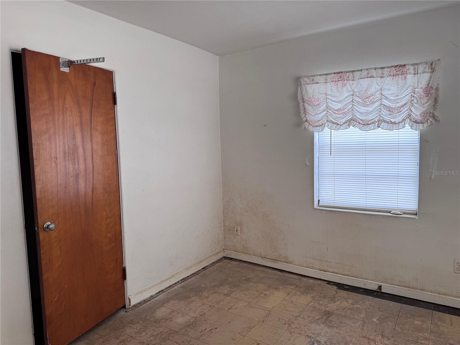 LAKE SHIPP HEIGHTS - Residential