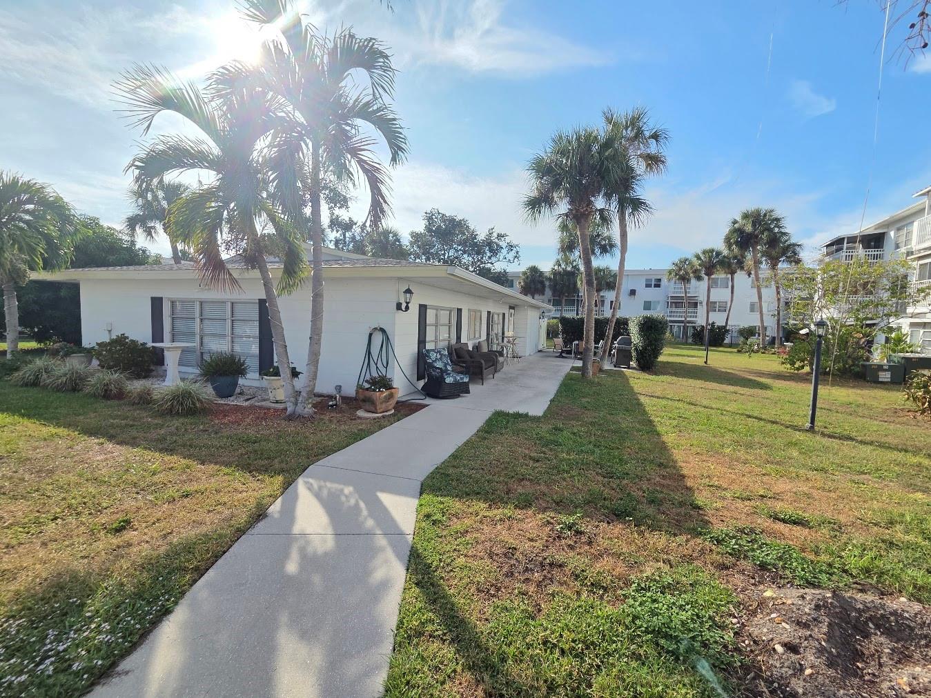 BAYSHORE GARDENS APTS 2 - Residential