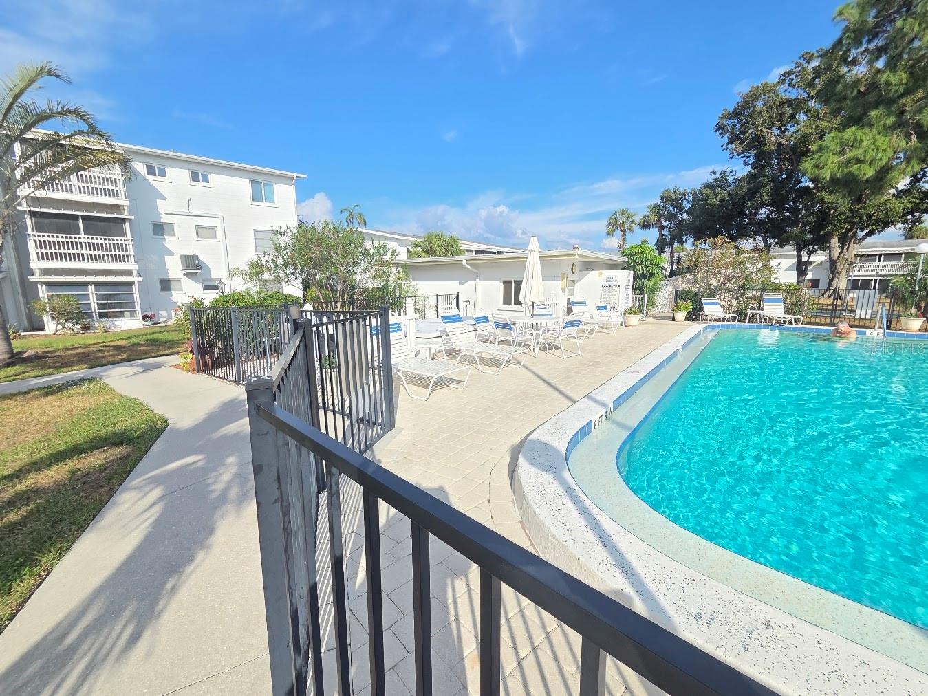 BAYSHORE GARDENS APTS 2 - Residential