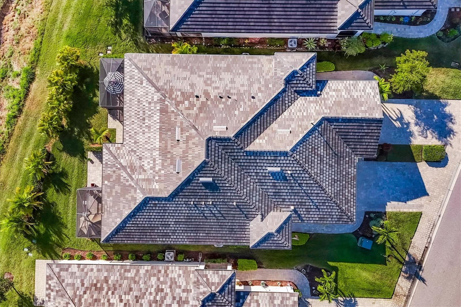 UNIVERSITY VILLAGE - Residential