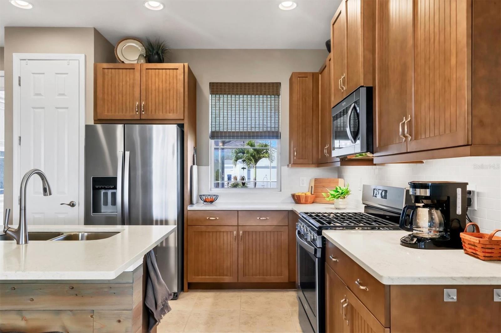 UNIVERSITY VILLAGE - Residential