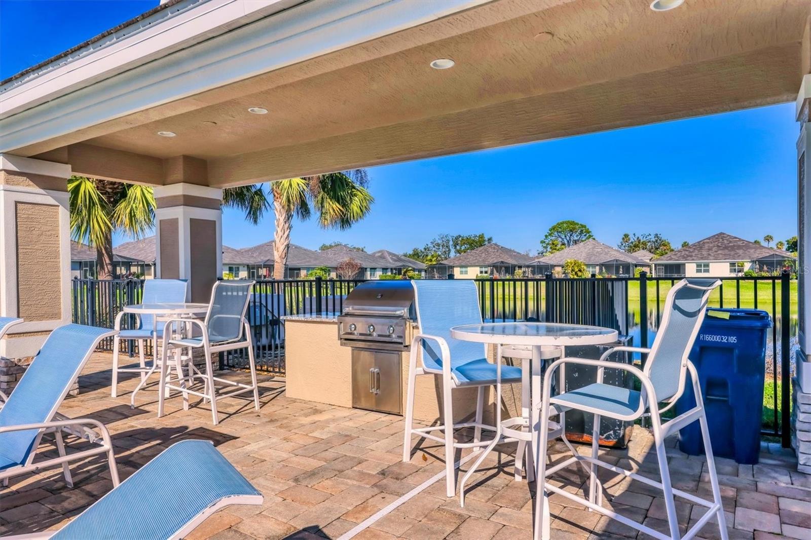 UNIVERSITY VILLAGE - Residential