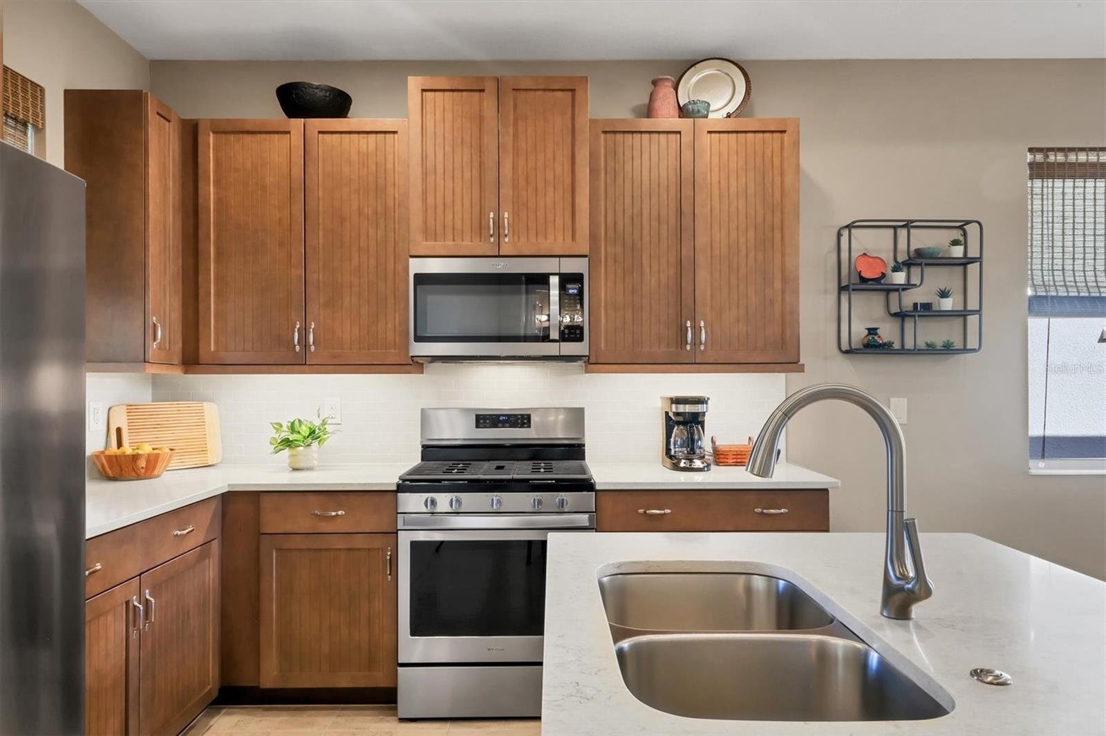 UNIVERSITY VILLAGE - Residential