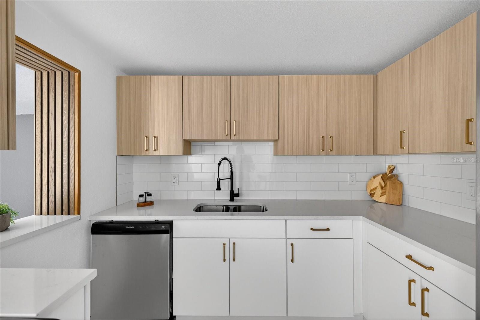 SHANGRI LA SUB UNIT - Residential