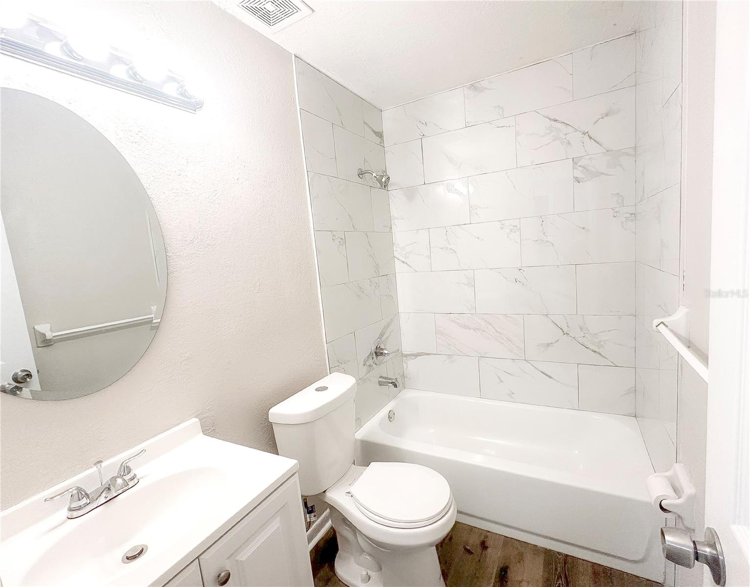 PALO ALTO - Residential Lease