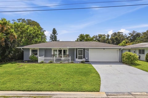4214 Tee Road, Sarasota, FL 34235
