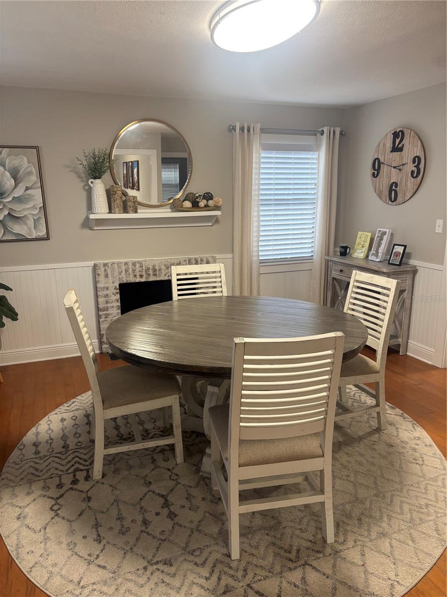 NON-SUBDIVISION - Commercial Lease