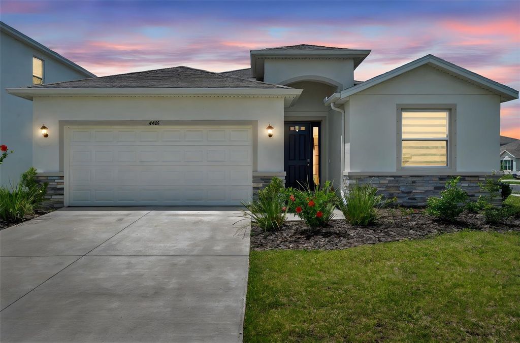 Photo of 4405 Weathered Moss Glen, Palmetto, FL 34221 (MLS # A4655738)