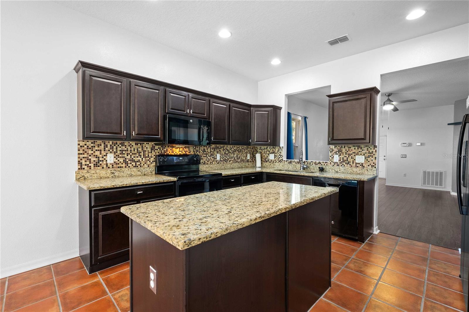 ABBEY GLEN I A-E - Residential