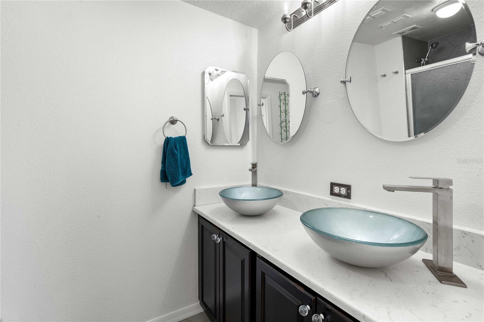 ABBEY GLEN I A-E - Residential