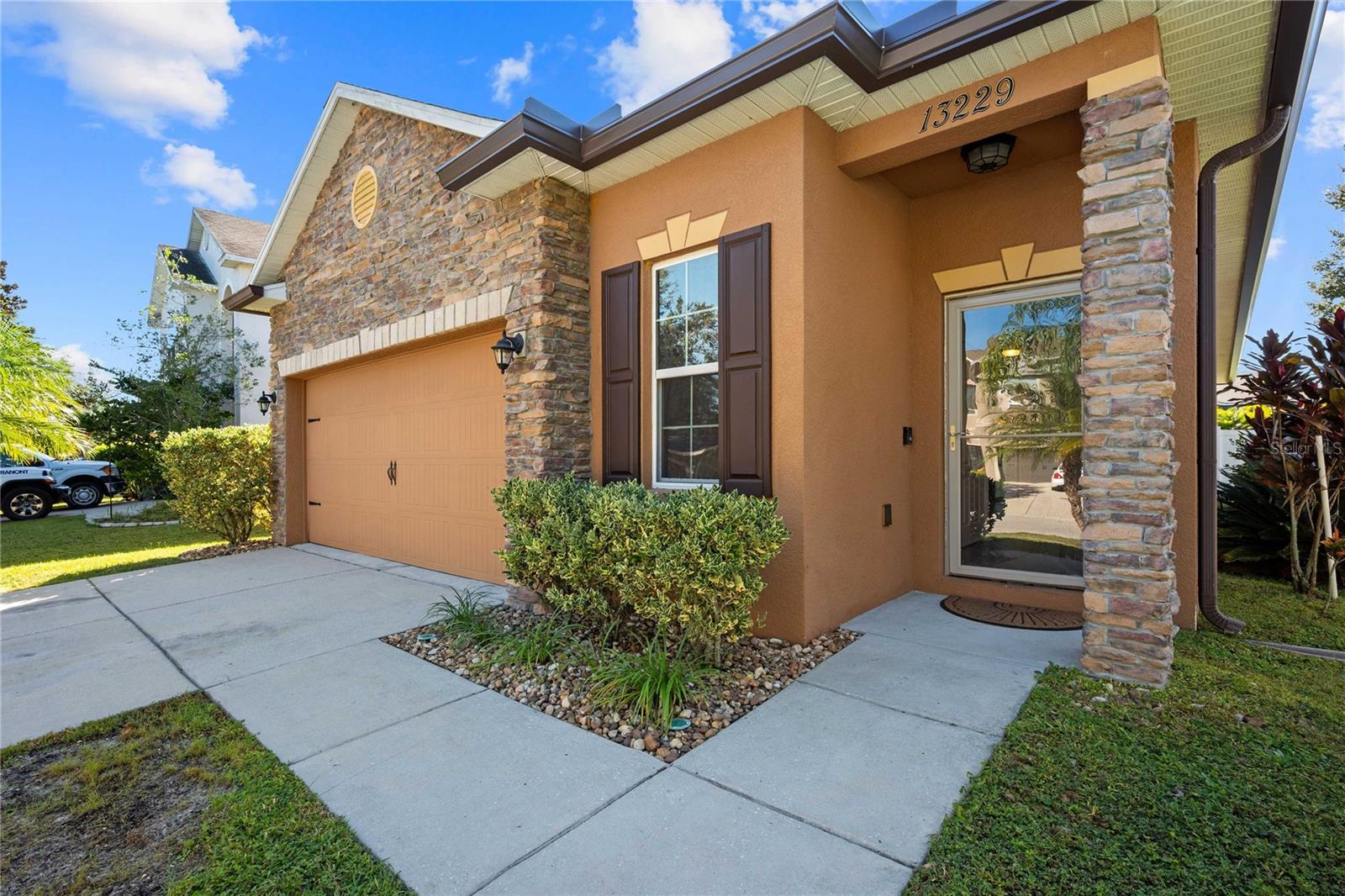 ABBEY GLEN I A-E - Residential