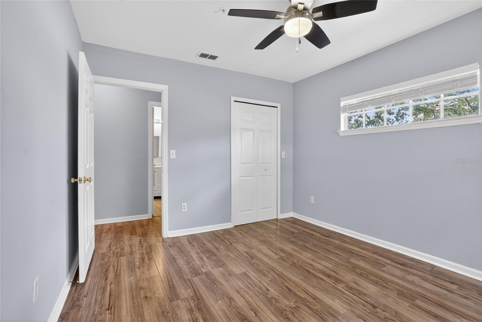 SUNSET LAKE CONDOMINIUM - Residential