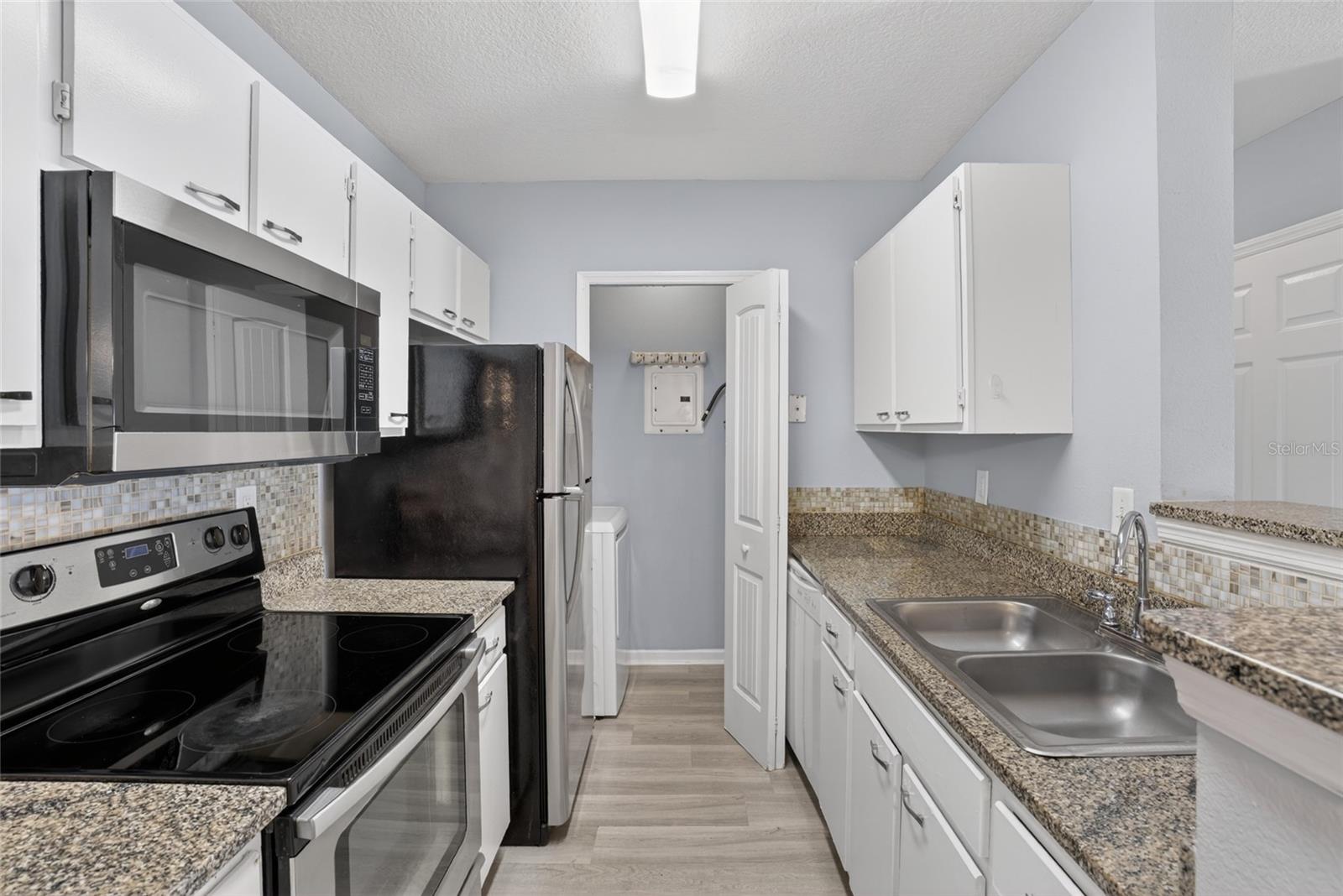 SUNSET LAKE CONDOMINIUM - Residential