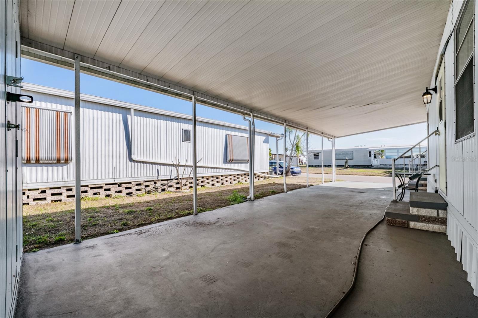 SHADOW BROOK MOBILE HOME - Residential