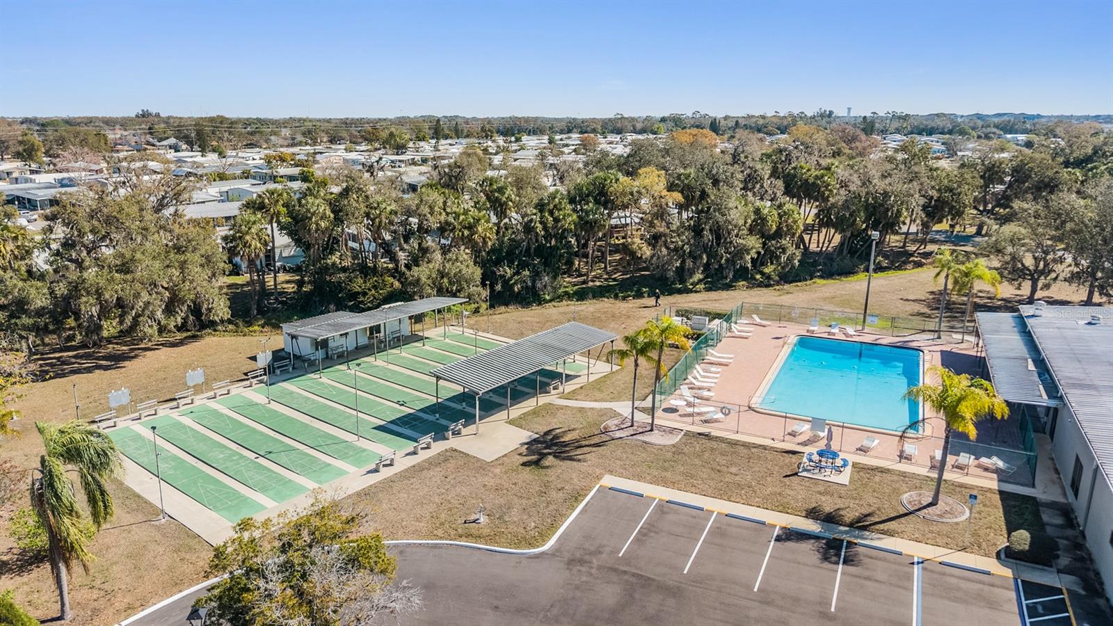 SHADOW BROOK MOBILE HOME - Residential