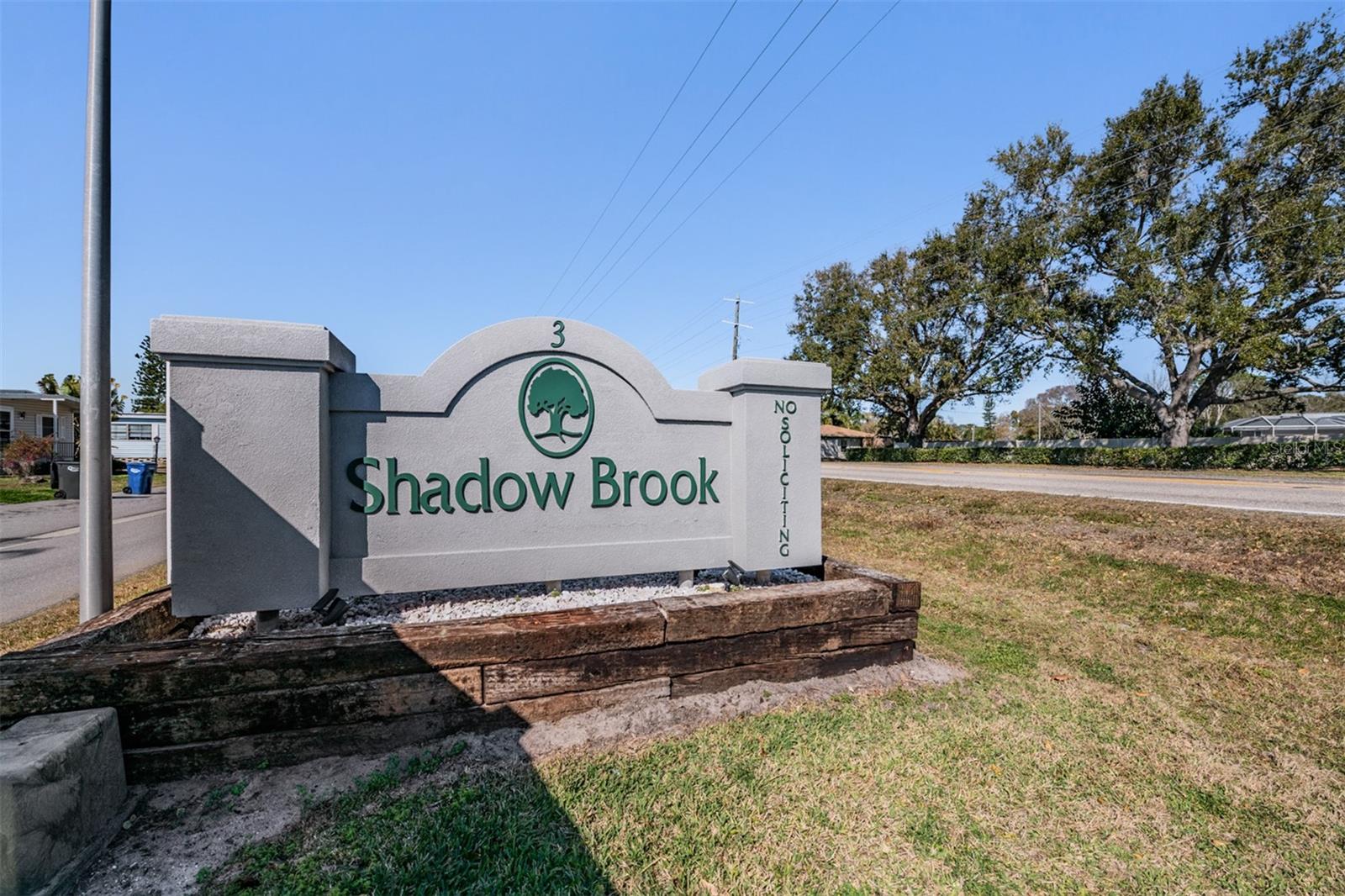 SHADOW BROOK MOBILE HOME - Residential