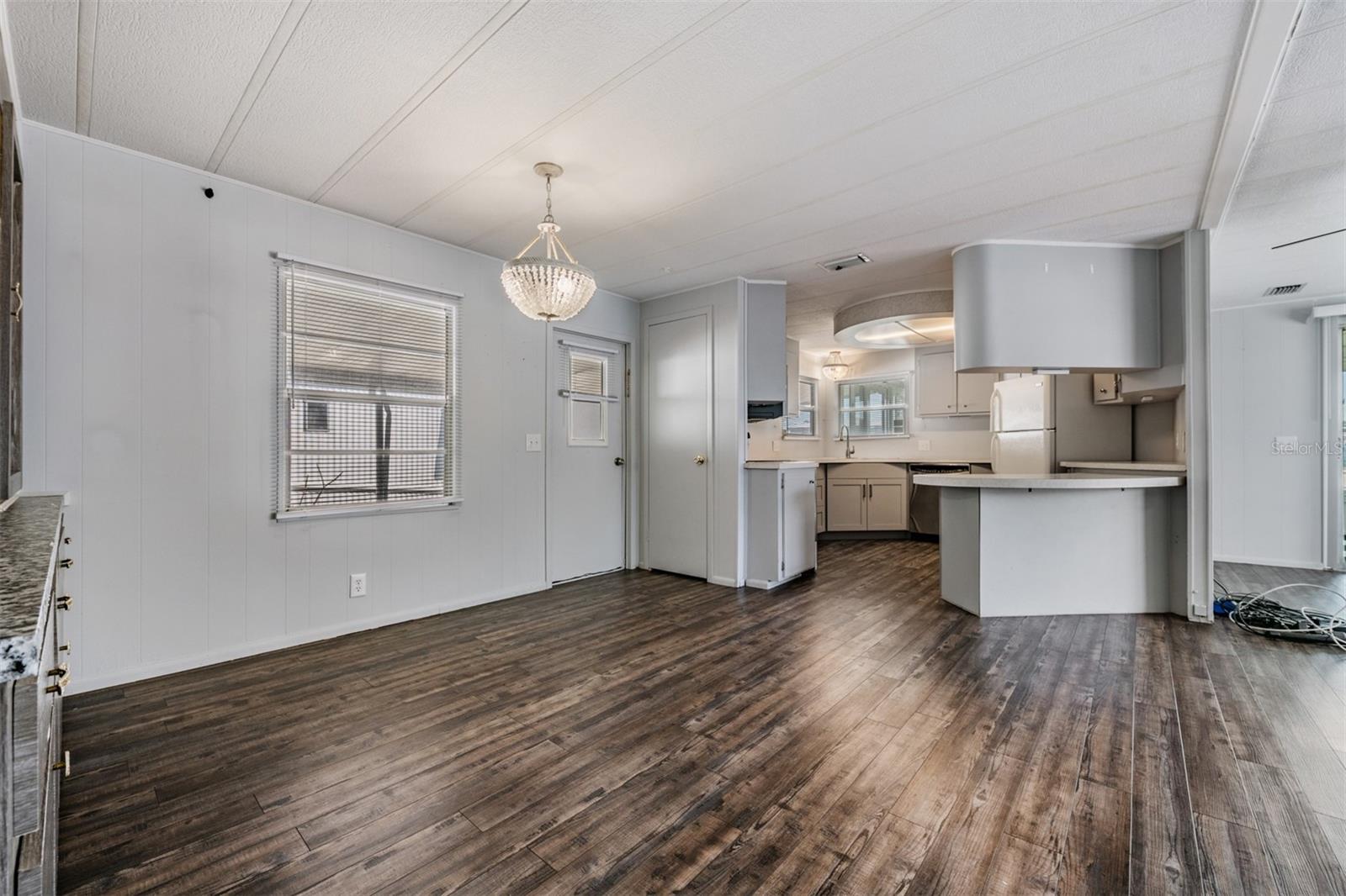 SHADOW BROOK MOBILE HOME - Residential