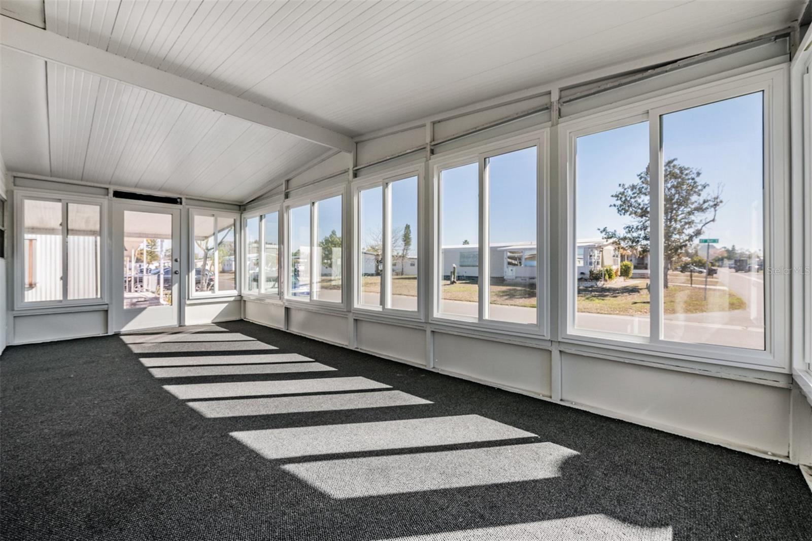 SHADOW BROOK MOBILE HOME - Residential