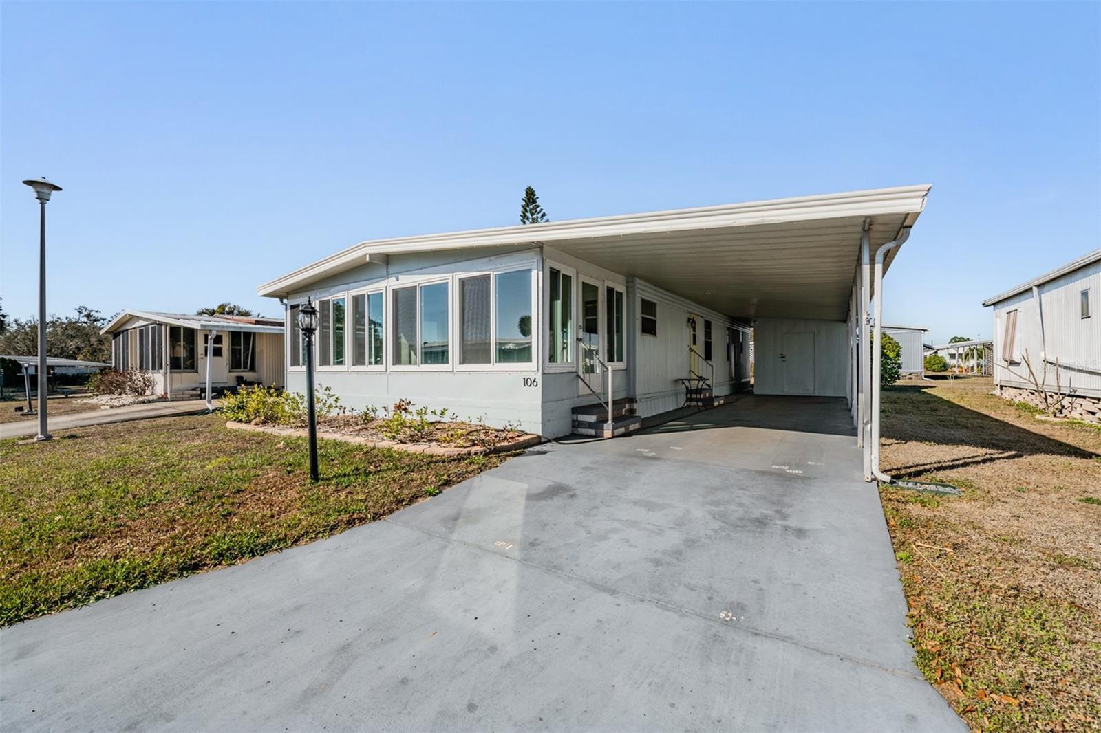 SHADOW BROOK MOBILE HOME - Residential