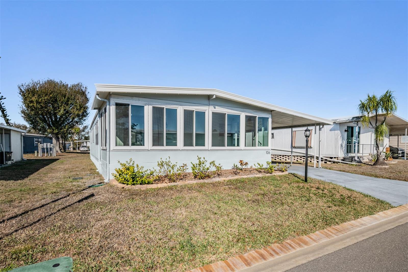 SHADOW BROOK MOBILE HOME - Residential