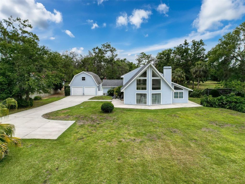 Photo of 31726 Sylvian Lane, Dade City, FL 33525 (MLS # W7875232)