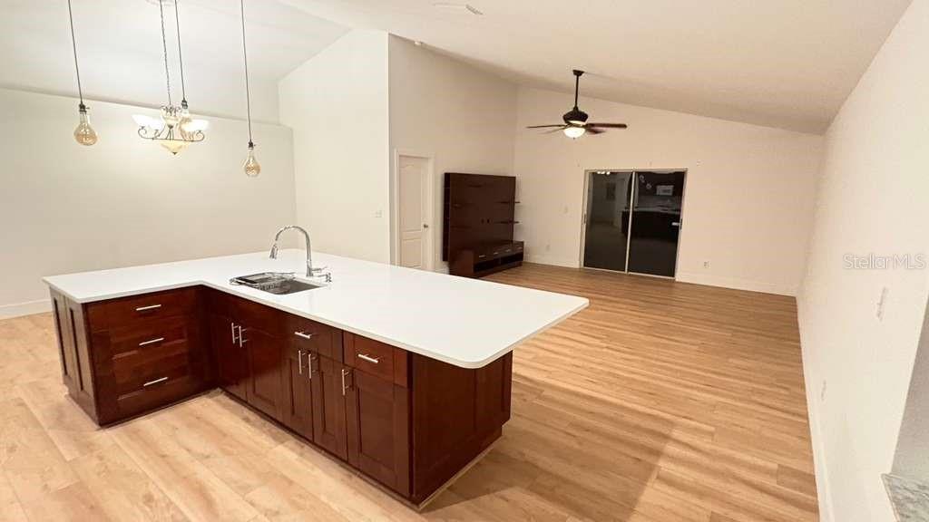 OAK GROVE PH 02 - Residential Lease