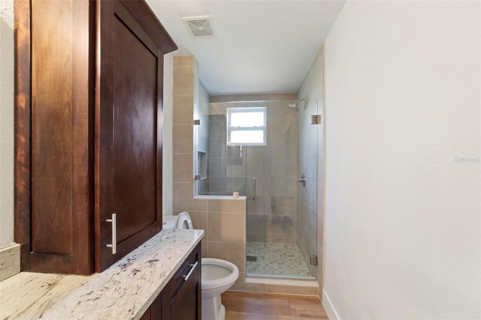 OAK GROVE PH 02 - Residential Lease