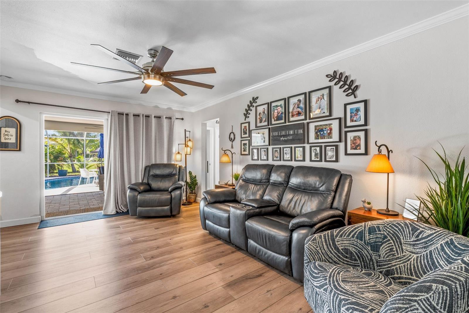 SEMINOLE LAKE GOLF & COUNTRY CLUB ESTATES - Residential