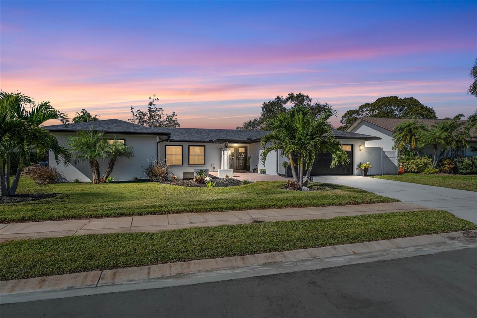 SEMINOLE LAKE GOLF & COUNTRY CLUB ESTATES - Residential