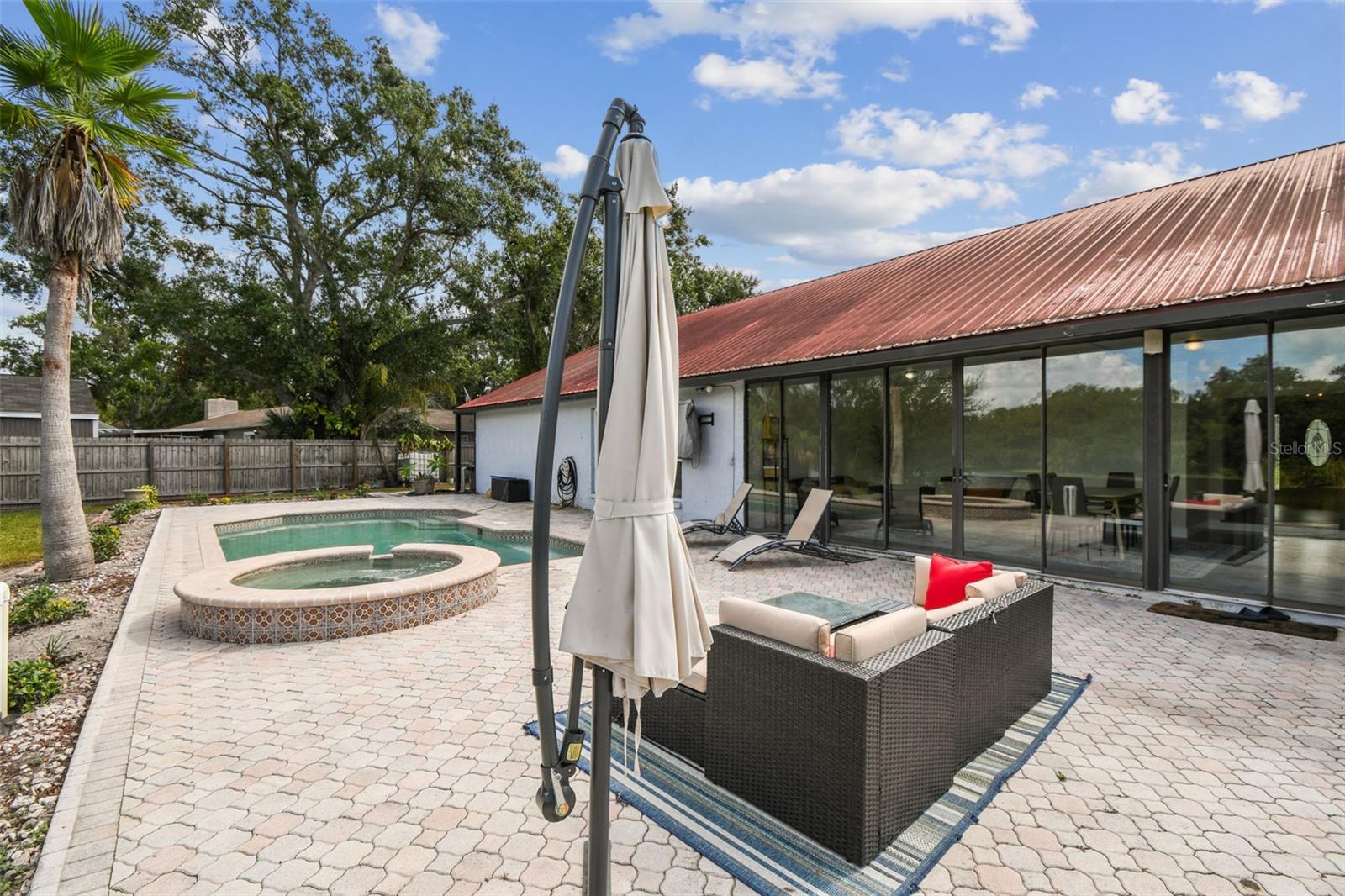 STARLITE SUB - Residential