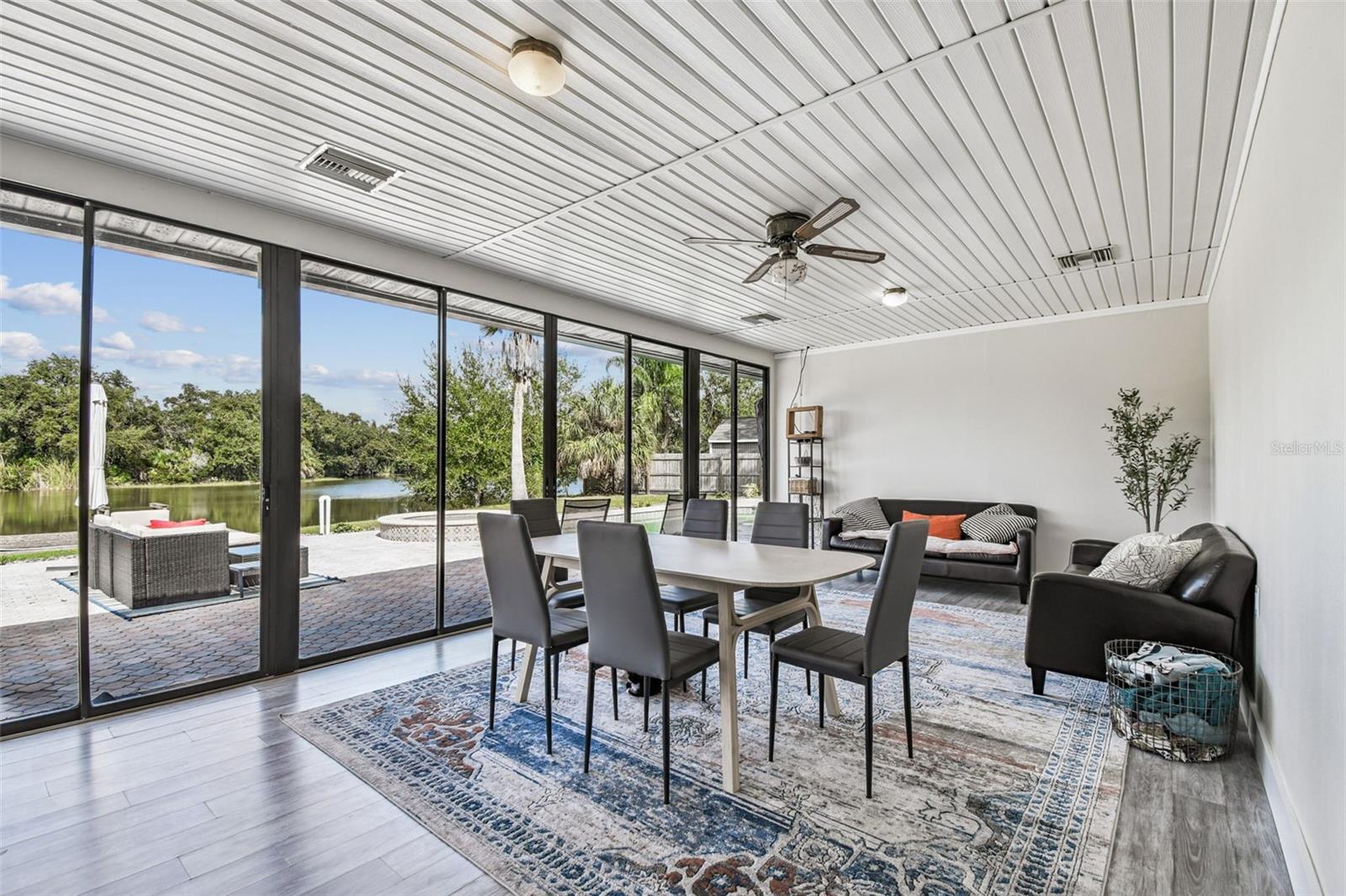 STARLITE SUB - Residential