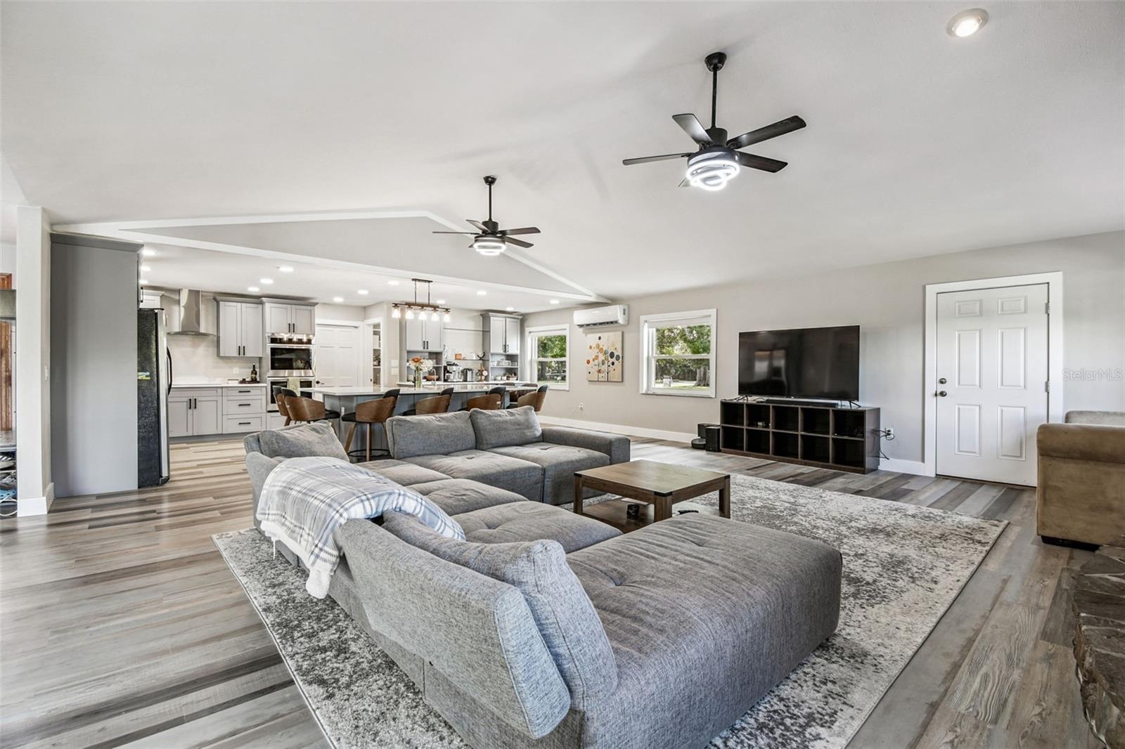 STARLITE SUB - Residential