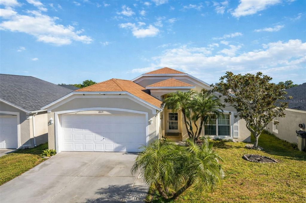 Photo of 1809 Edinburgh Street, Kissimmee, FL 34743 (MLS # S5140885)