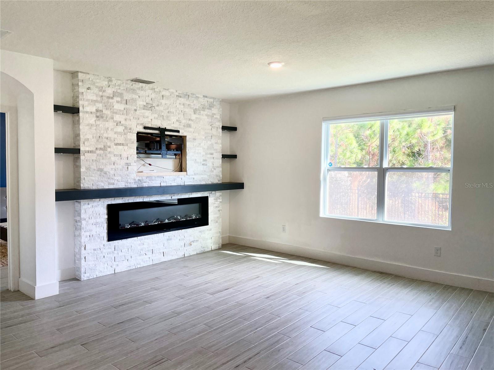 1034 CYPRESS FOX BOULEVARD