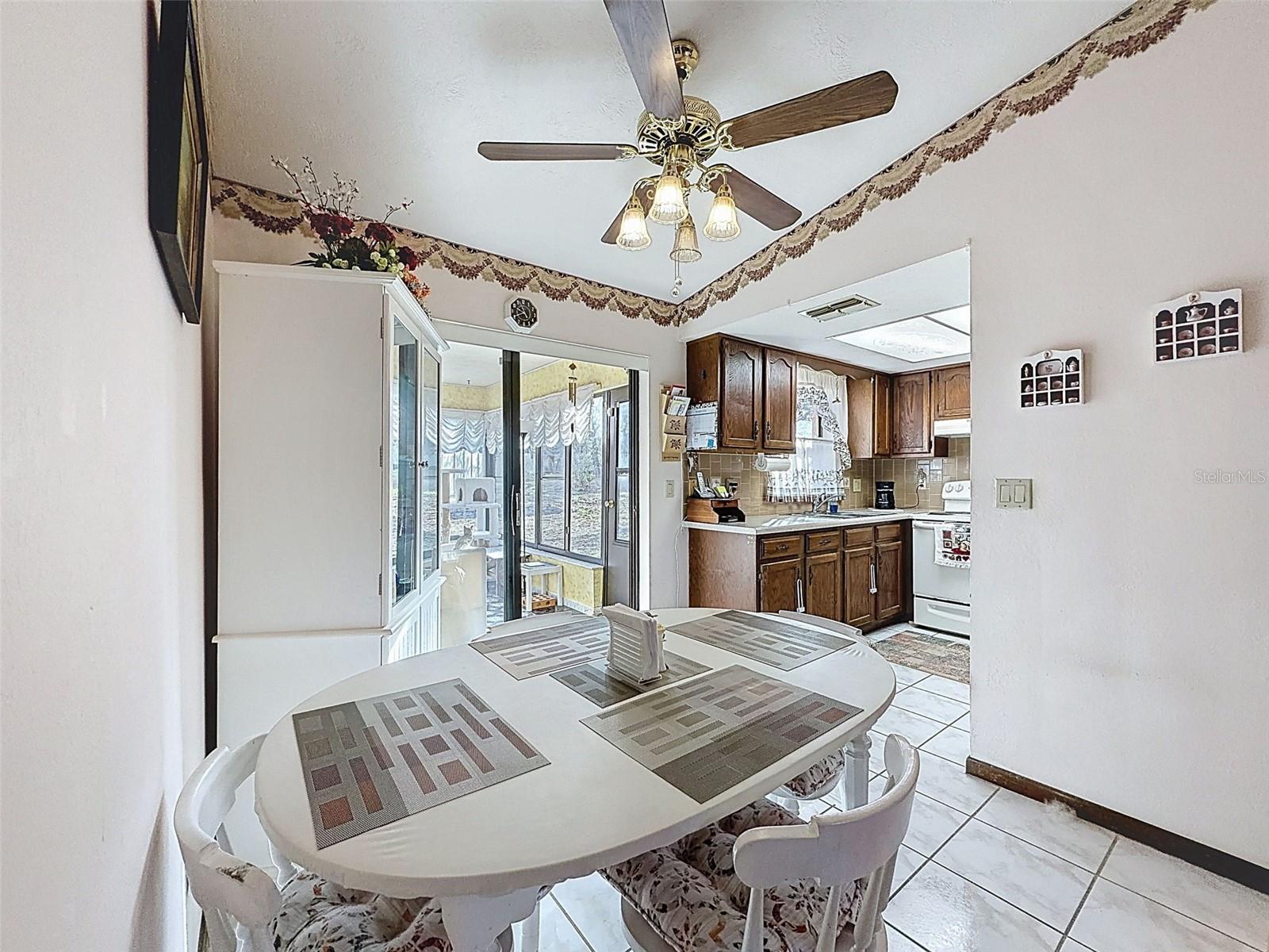 SPRING HILL - Residential