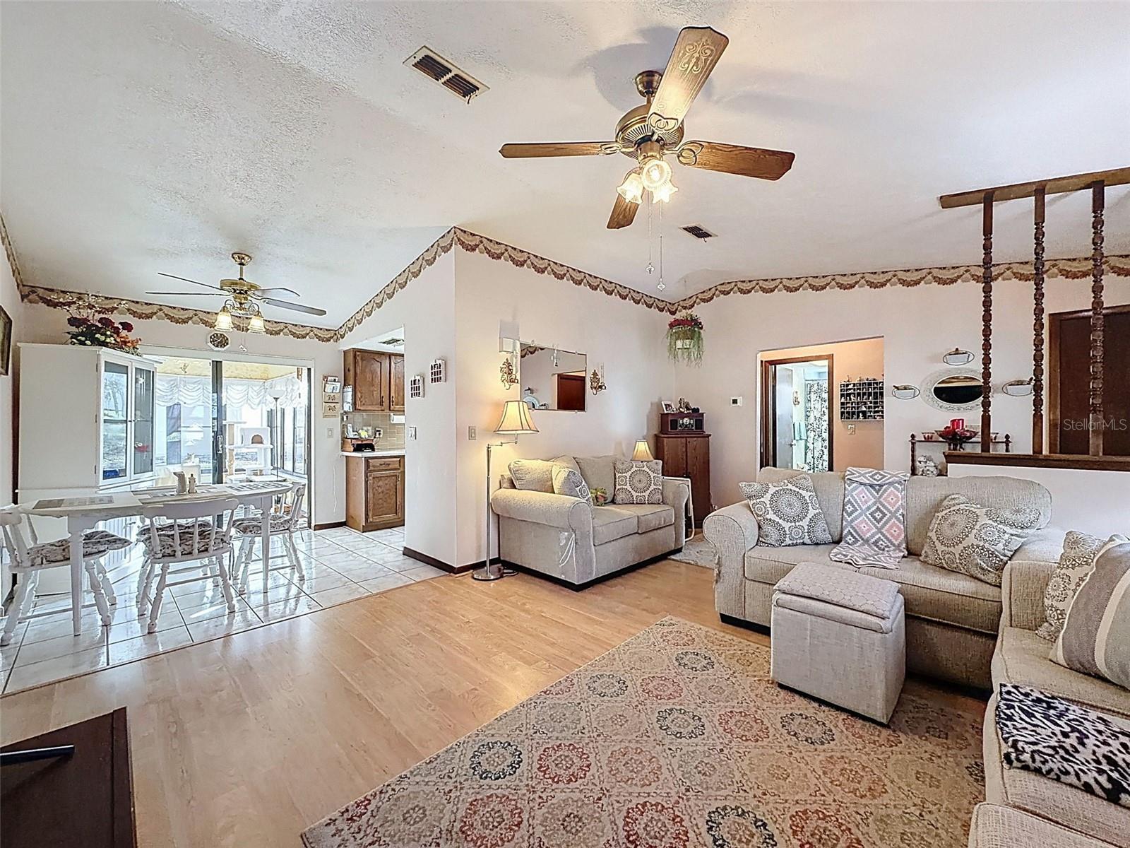 SPRING HILL - Residential