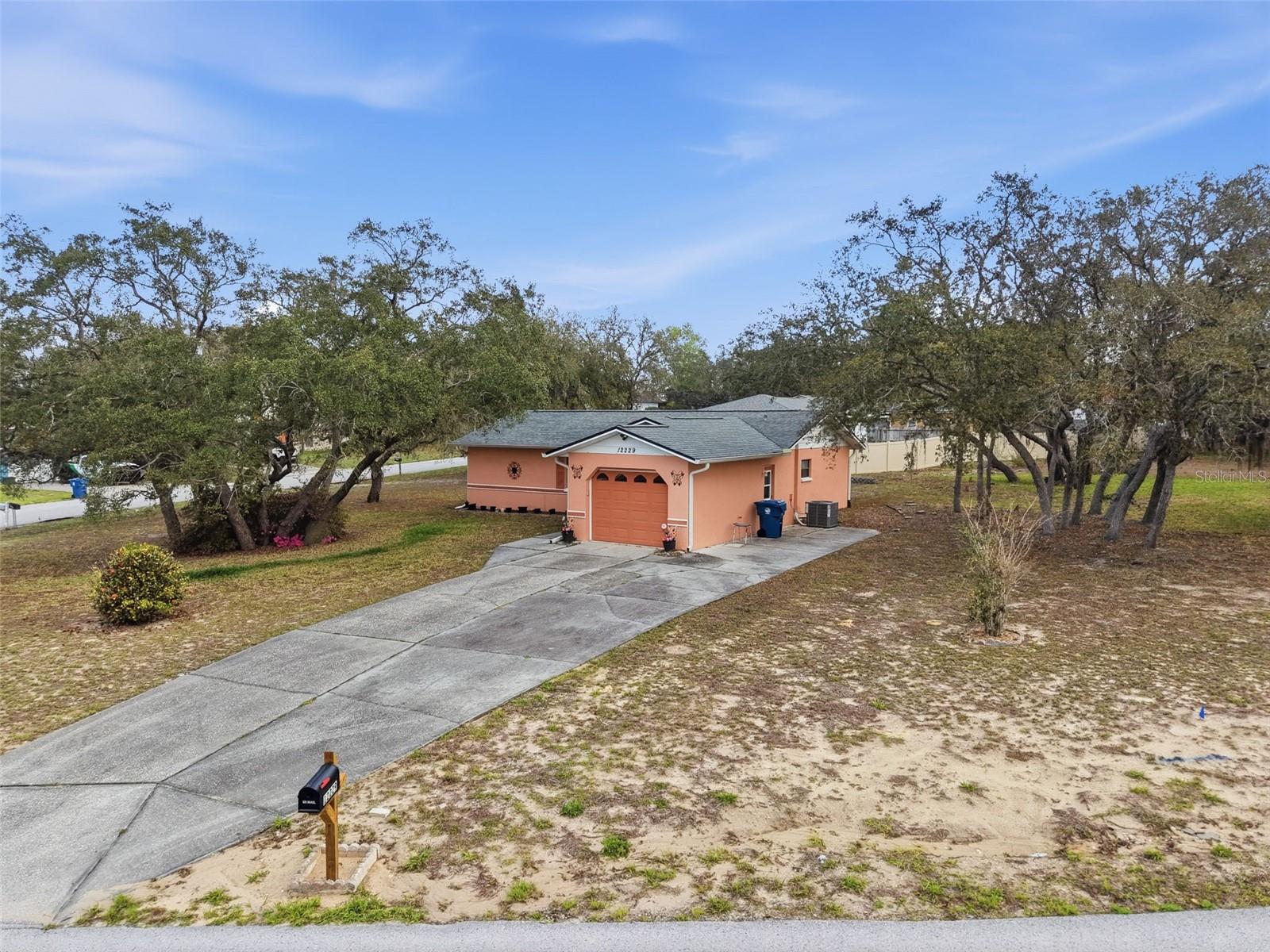 SPRING HILL - Residential