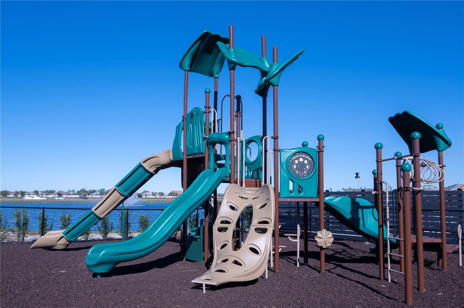 SOLSTICE AT WELLEN PARK - Residential