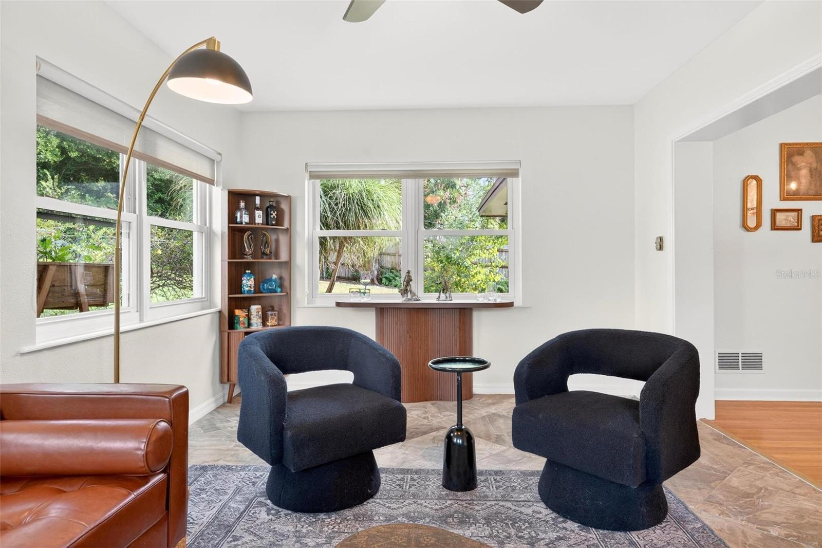 RAINBOW RIDGE - Residential