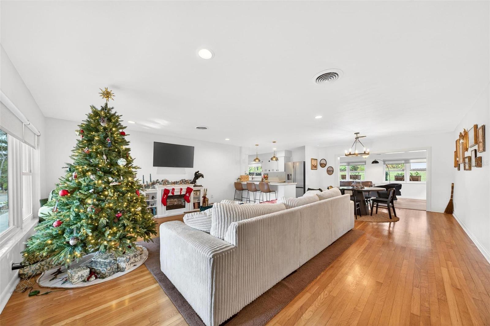 RAINBOW RIDGE - Residential