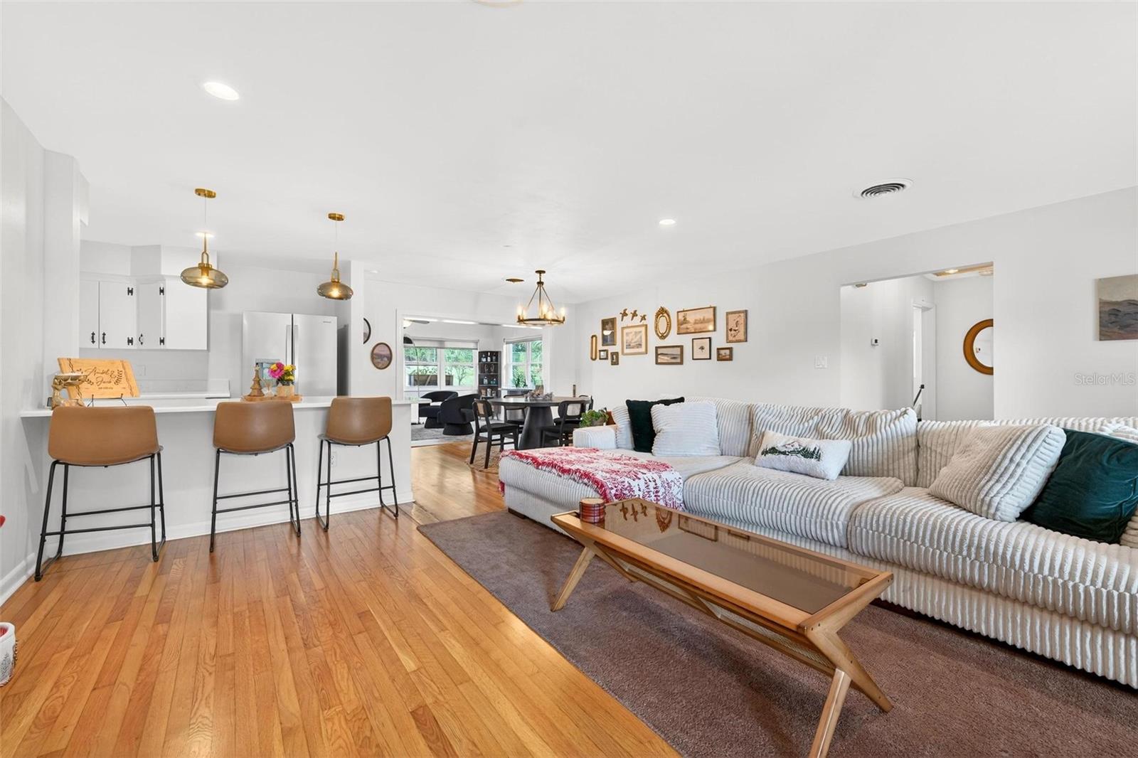 RAINBOW RIDGE - Residential