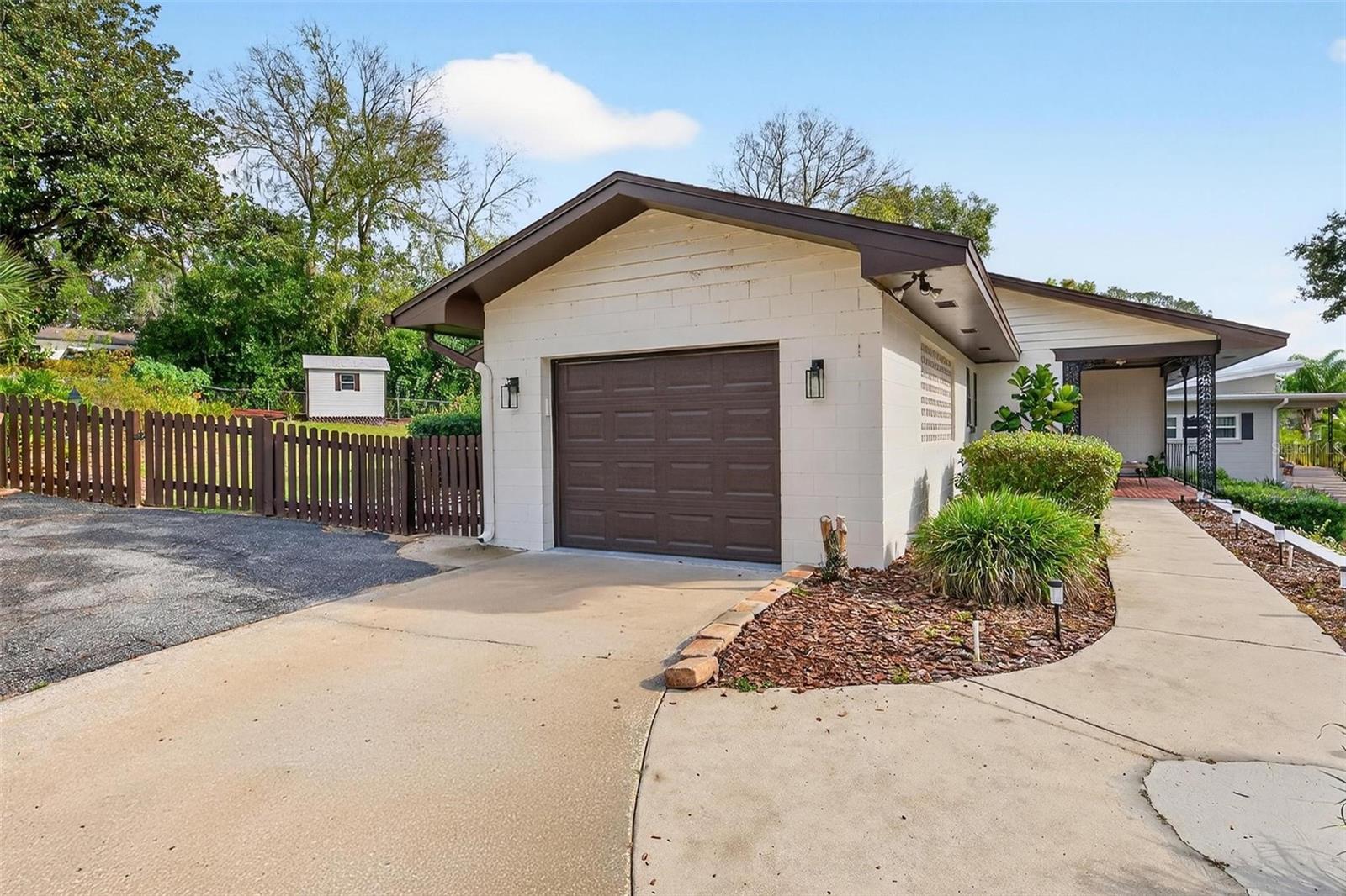 RAINBOW RIDGE - Residential