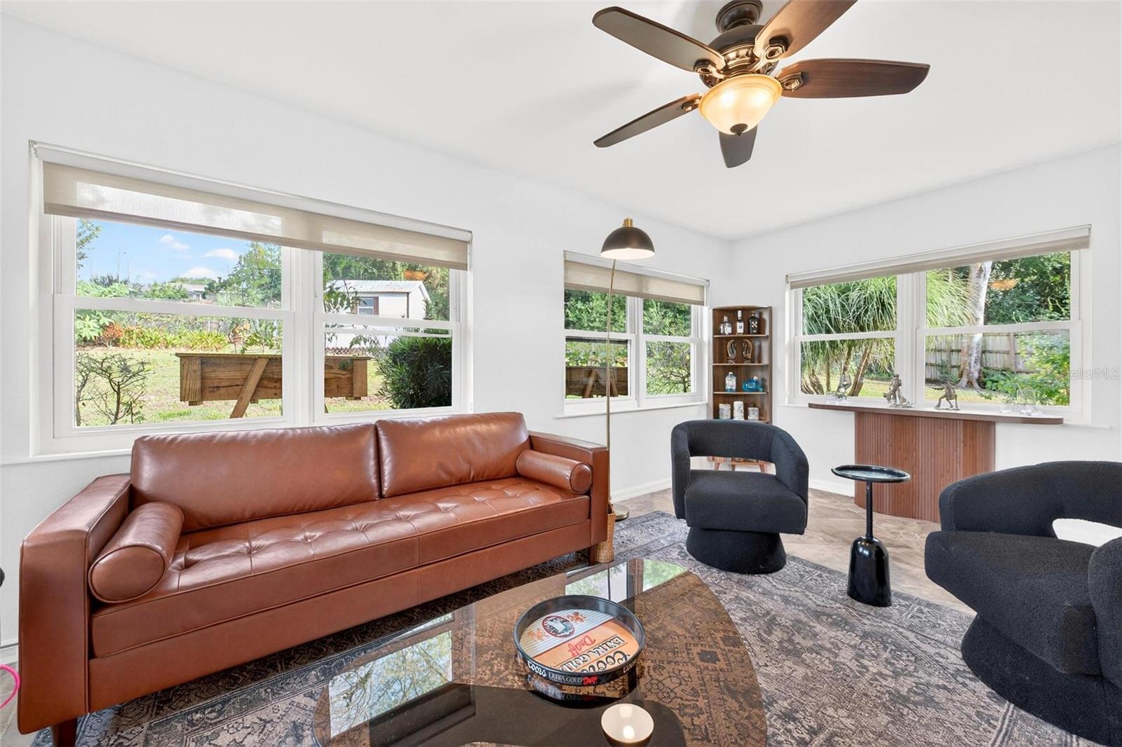 RAINBOW RIDGE - Residential